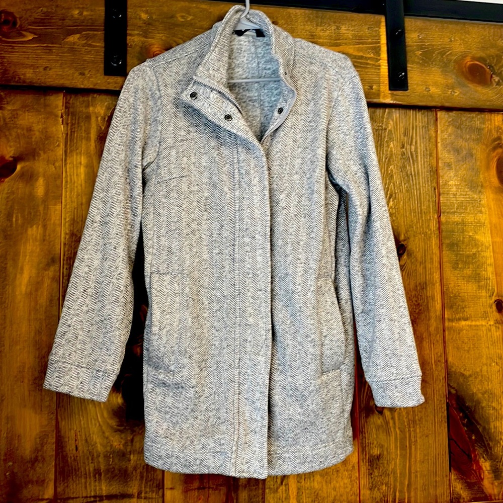 Coat- sweater coat